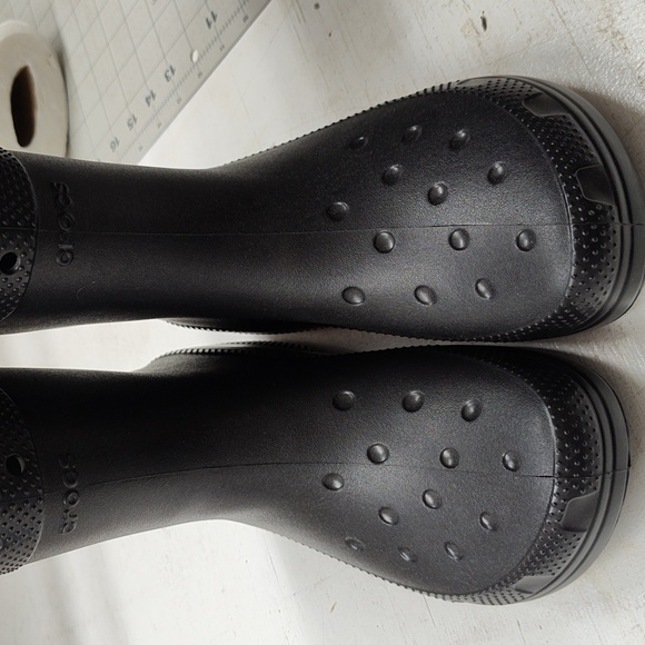 Crocs Rainboots,Mens 9, Women's Size 11 ,New - Picture 2 of 9